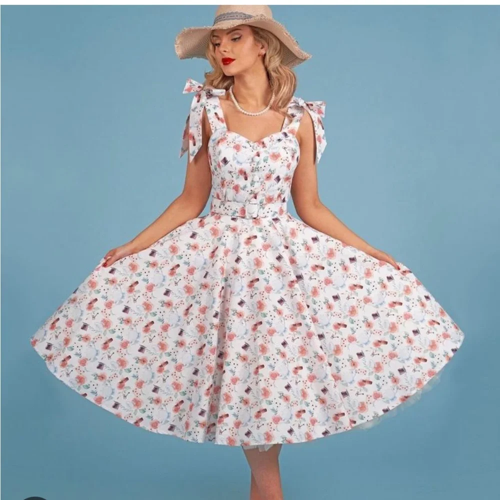 IN SEARCH OF British retro suzy-Q jump down the rabbit hole dress!! - Picture 1 of 4